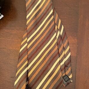 Haggar Men's silk tie